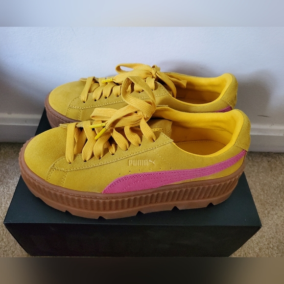New PUMA 366268-03 Women Cleated CREEPERSUEDE WN''S Lemon-Carmine Rose-V295 - Picture 4 of 9